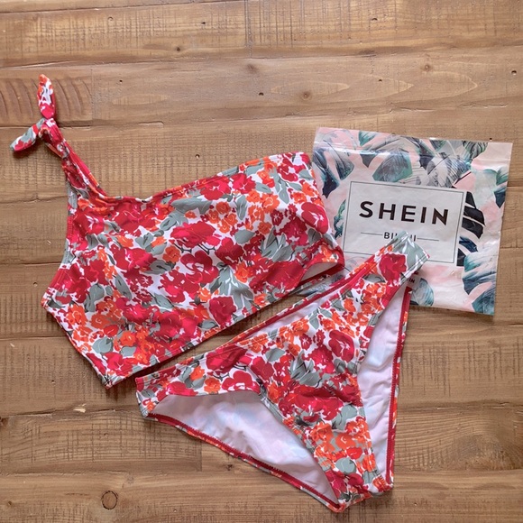 SHEIN Other - NWT SHEIN Floral print one shoulder bikini 👙 LG